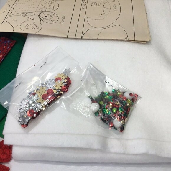 Tree Skirt Kit Titan Christmas 593 Snowman Animals Felt 36" Vintage Needlecraft - Picture 8 of 10